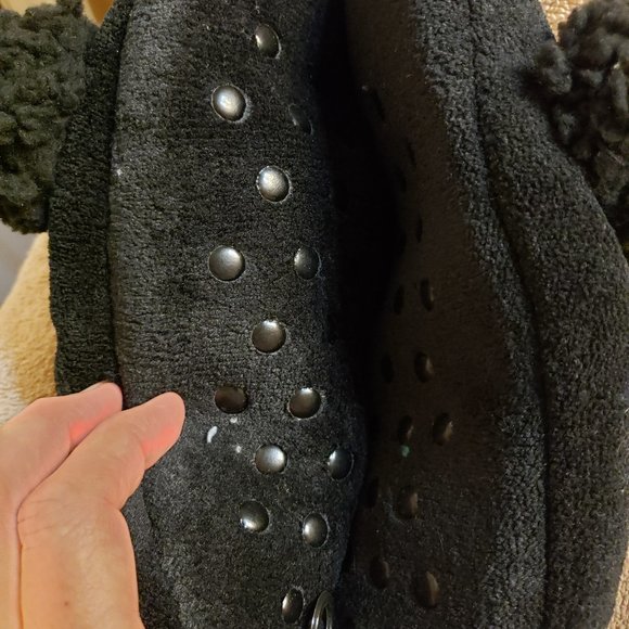 NEW Disney Minnie Mouse Slippers Snuggle Toes Women's Size Small/Medium - Picture 5 of 6